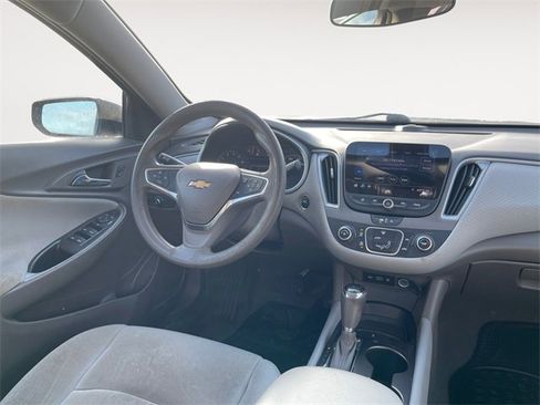 Used 2020 Chevrolet Malibu LS image 10
