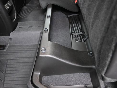 Used 2019 GMC Canyon Denali image 28