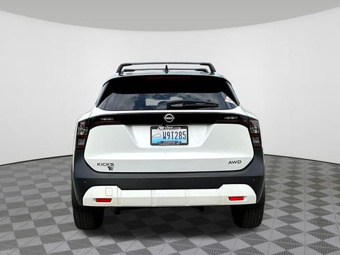 Certified 2026 Nissan Kicks SV w/ SV Premium Package AWD/4WD image 5