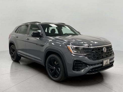 New 2026 Volkswagen Atlas Cross Sport SEL R-Line AWD/4WD image 1