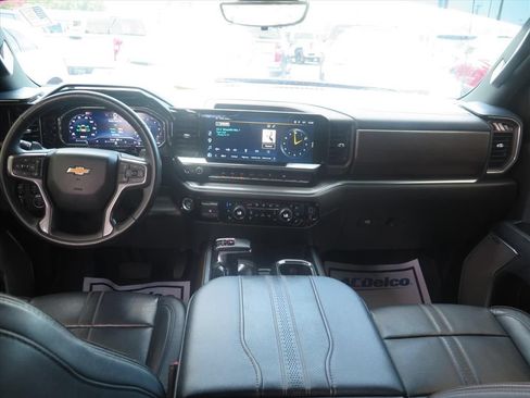 Used 2024 Chevrolet Silverado 1500 High Country w/ Technology Package AWD/4WD image 23