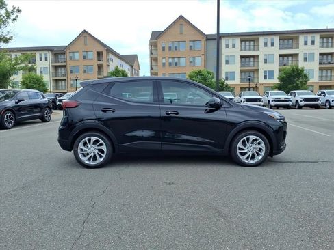New 2027 Chevrolet Bolt LT FWD image 26