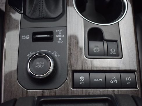 Used 2022 Toyota Highlander Platinum AWD/4WD image 21
