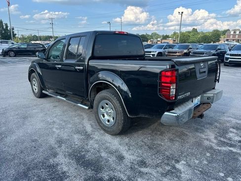 Used 2015 Nissan Frontier S RWD image 4