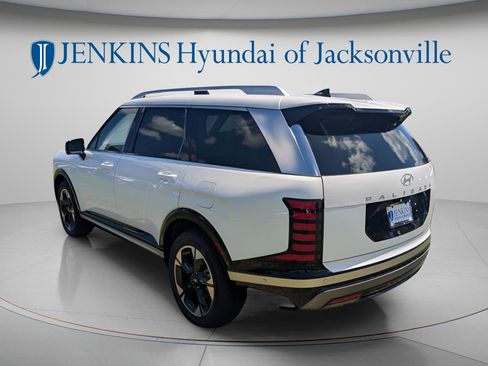 New 2026 Hyundai Palisade Limited FWD image 5