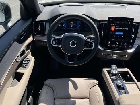 New 2026 Volvo XC90 T8 Ultra w/ Protection Package Premier AWD/4WD image 14