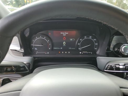 Certified 2020 Lincoln Corsair Standard w/ Convenience Package image 26