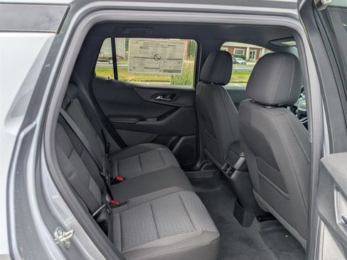 New 2026 Chevrolet Equinox LT image 7