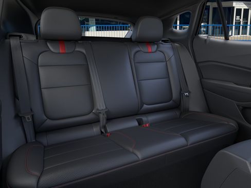 New 2026 Chevrolet Trax RS w/ Sunroof Package FWD image 17
