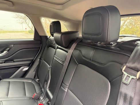 New 2026 Lincoln Corsair Premiere image 15