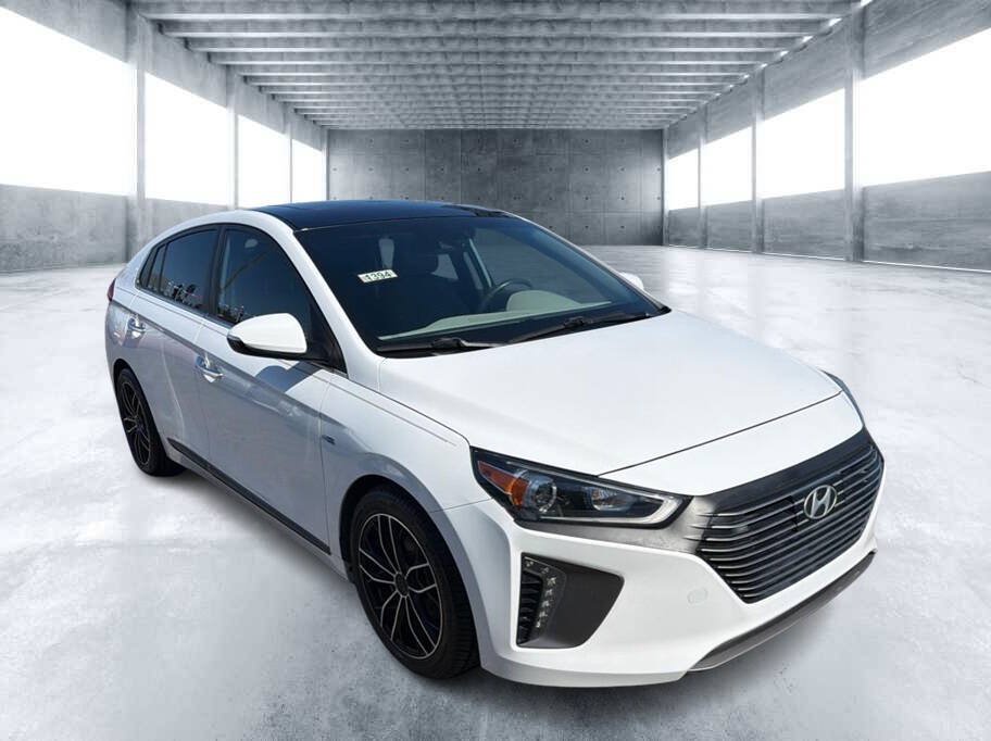 Used 2019 Hyundai Ioniq Limited w/ Ultimate Package 02 FWD image 2