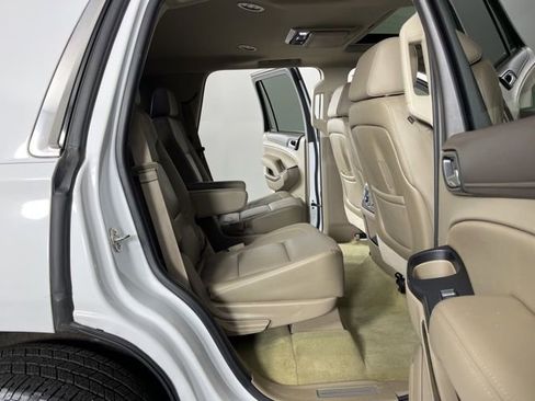 Used 2016 GMC Yukon SLT w/ Premium Edition image 47