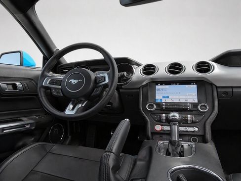 Used 2017 Ford Mustang GT Premium RWD image 20