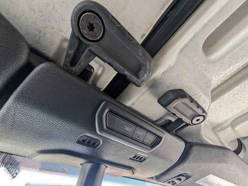 Used 2023 Jeep Wrangler Sahara image 35