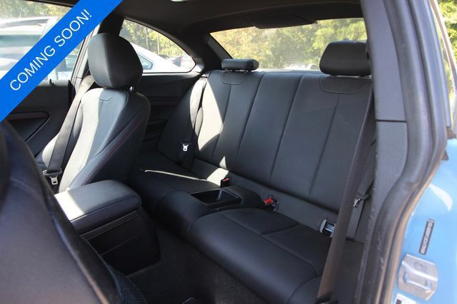 Used 2018 BMW 230i Coupe w/ Premium Package RWD image 3