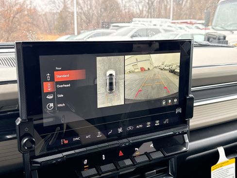 New 2026 GMC Hummer EV SUV w/ LPO, Illumination Package image 17