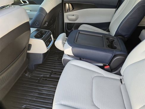 New 2026 Kia Carnival SX Prestige image 20