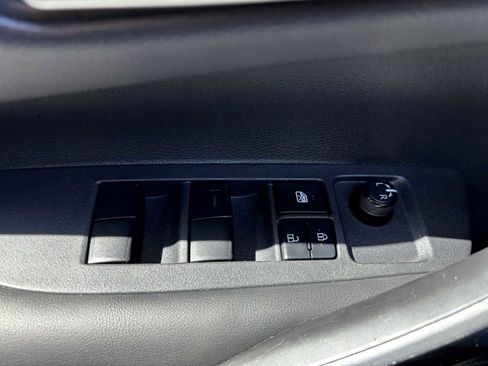 Used 2023 Toyota Corolla XSE image 31