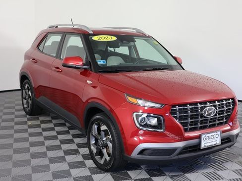 Certified 2023 Hyundai Venue SEL w/ Cargo Package image 1