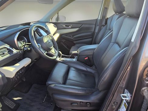 Used 2022 Subaru Ascent Limited w/ Technology Package image 12