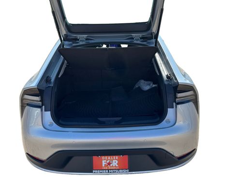 Used 2024 Toyota Prius Prime FWD image 19