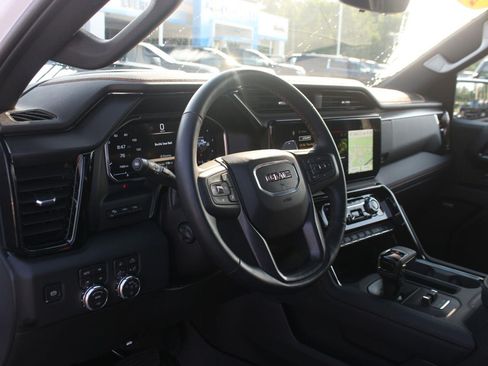 Used 2026 GMC Sierra 1500 AT4 w/ AT4 Premium Package AWD/4WD image 18