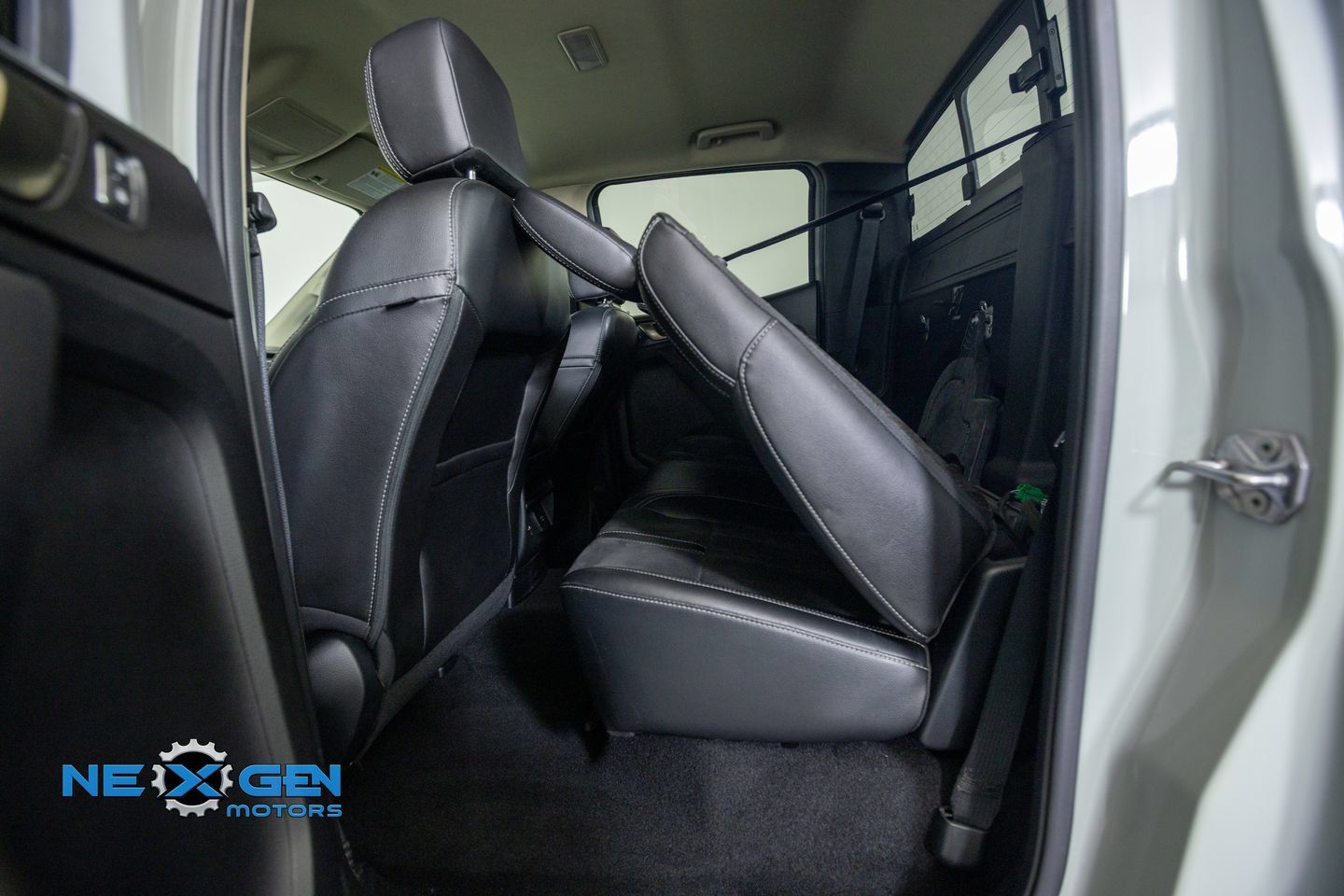 Used 2022 Ford Ranger Lariat w/ Tremor Off-Road Package AWD/4WD image 33