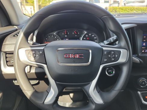 Used 2023 GMC Terrain SLE FWD image 17