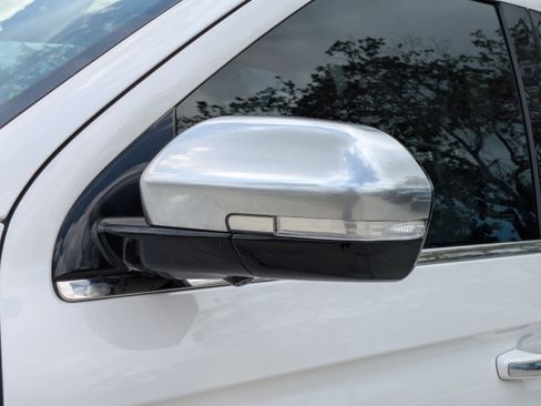 Certified 2019 Ford Expedition Platinum RWD image 12