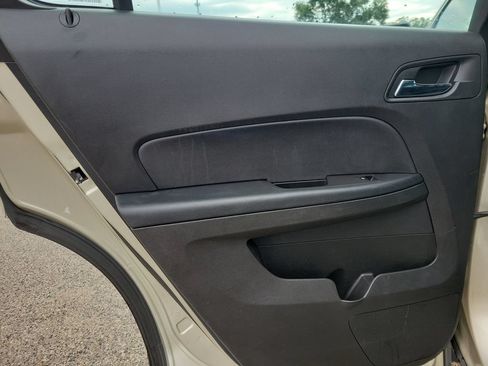 Used 2015 Chevrolet Equinox LS FWD image 8
