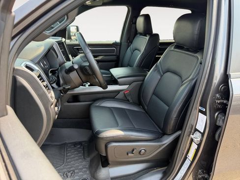 Used 2022 RAM 1500 Big Horn AWD/4WD image 6