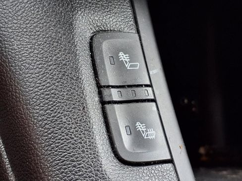 Used 2019 GMC Acadia SLT AWD/4WD image 25