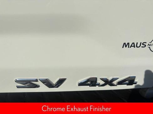 Certified 2024 Nissan Titan SV w/ SV Convenience Package image 12