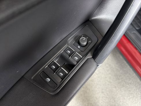 Used 2020 Volkswagen Tiguan S AWD/4WD image 15
