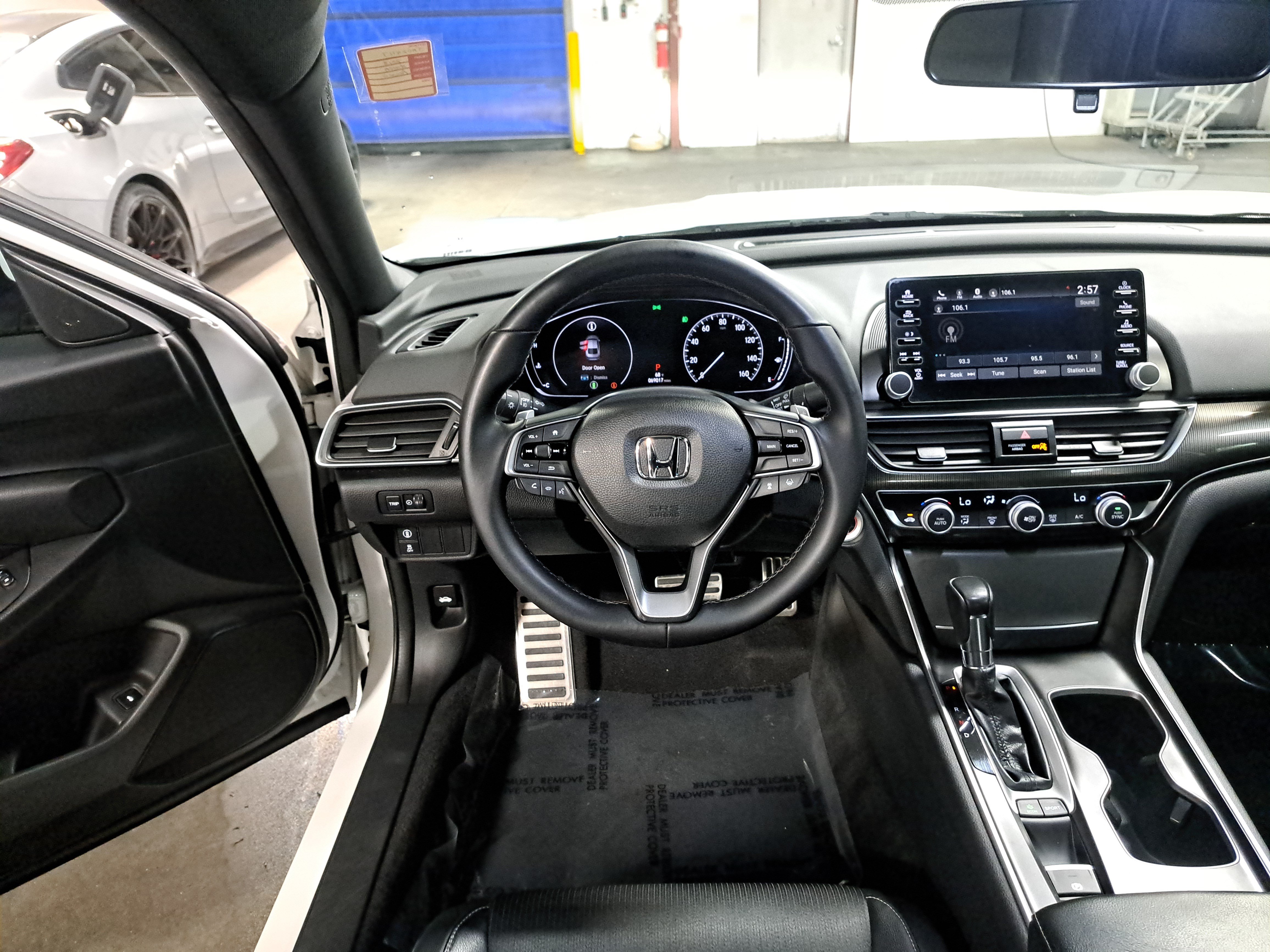 Used 2018 Honda Accord Sport image 15