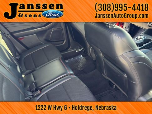 Used 2025 Ford Escape ST-Line image 14