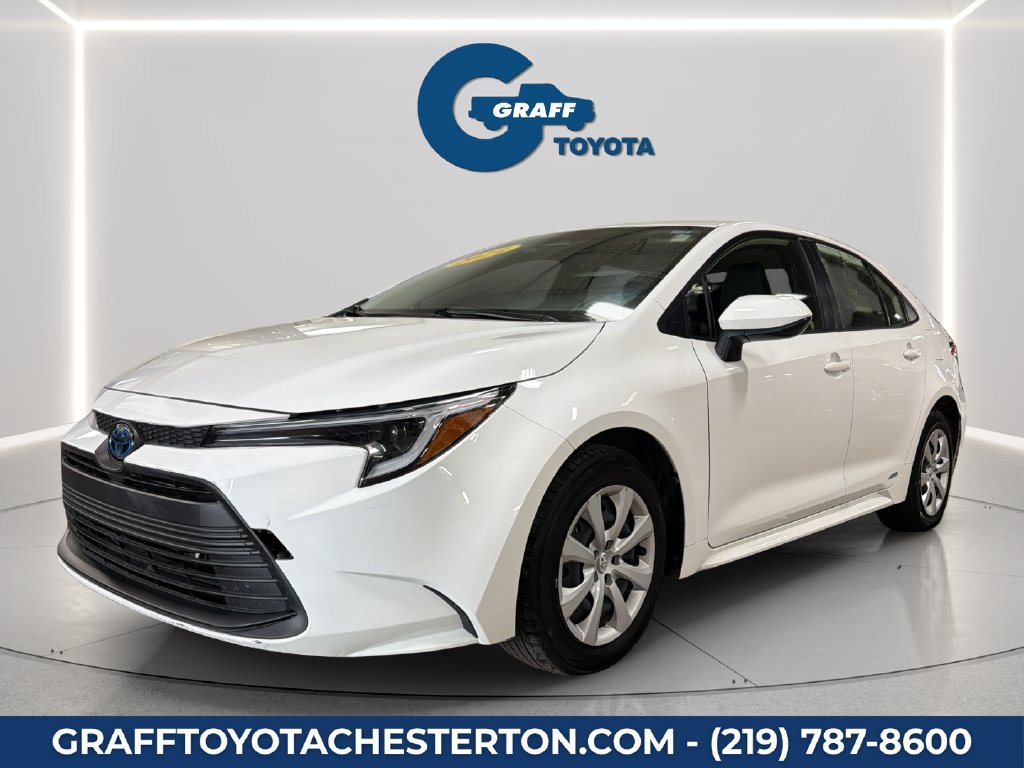 Used 2024 Toyota Corolla LE AWD/4WD image 1