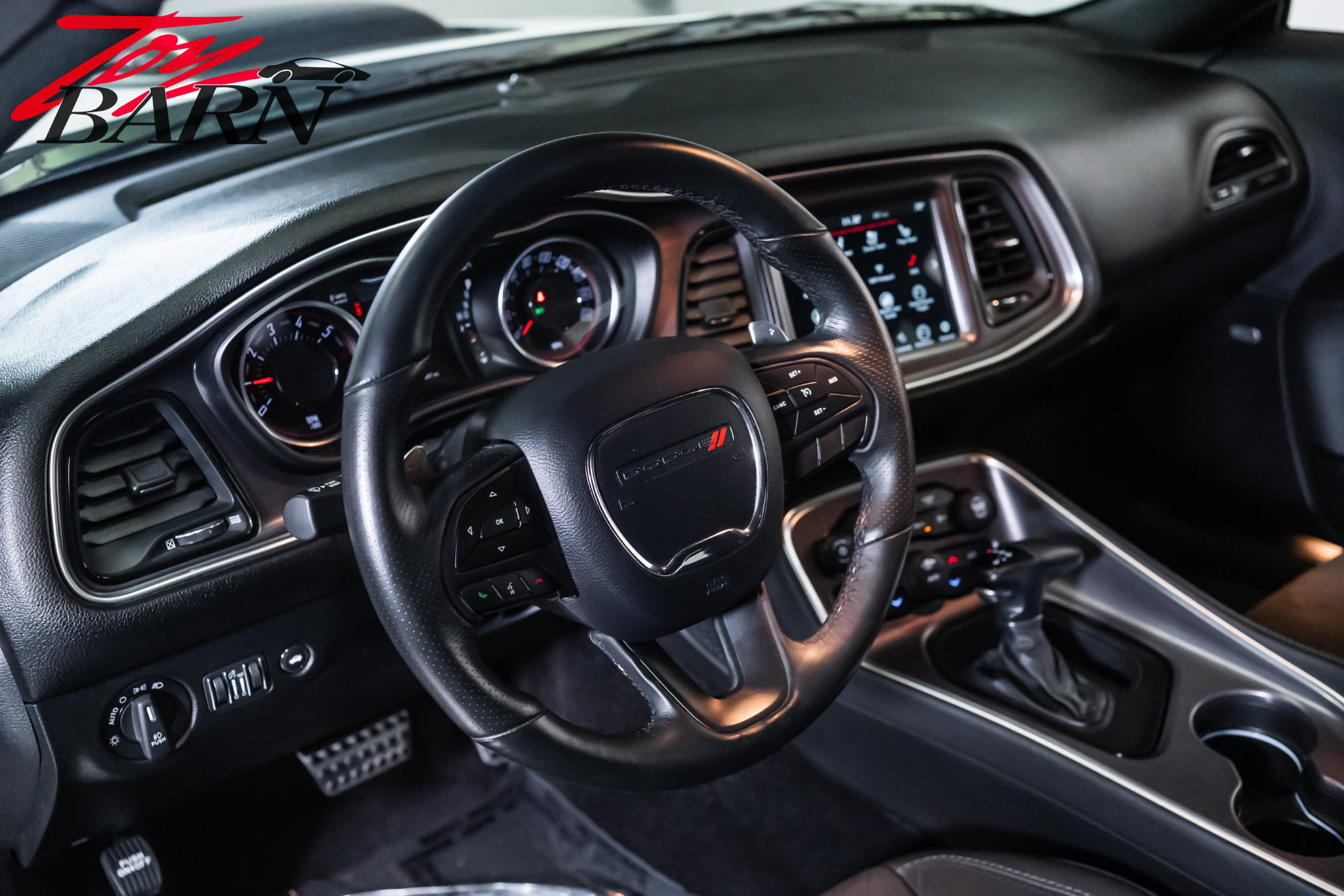Used 2018 Dodge Challenger R/T Scat Pack RWD image 25