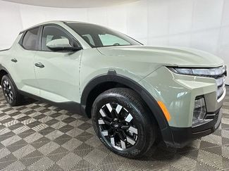 Certified 2025 Hyundai Santa Cruz SE FWD video 2