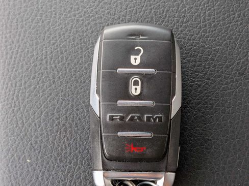 Used 2023 RAM 1500 Big Horn AWD/4WD image 37