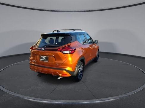 Used 2023 Nissan Kicks SV w/ Interior Electronics Package image 8