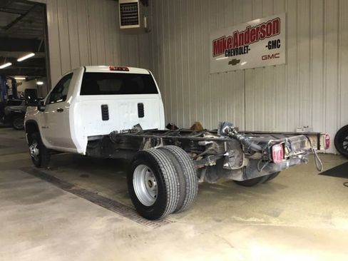 Used 2022 Chevrolet Silverado 3500 W/T w/ WT Convenience Package RWD image 3