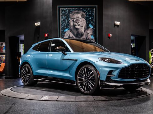 Used 2023 Aston Martin DBX 707 image 10