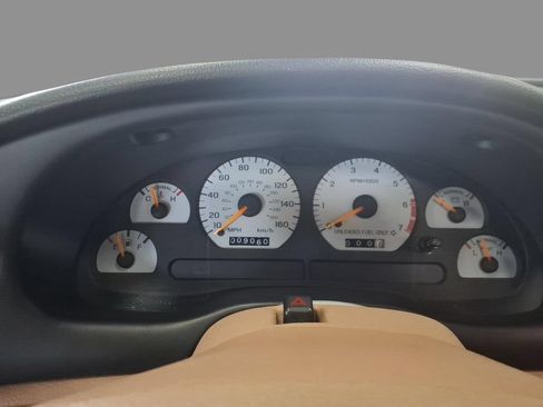 Used 1994 Ford Mustang GT RWD image 16