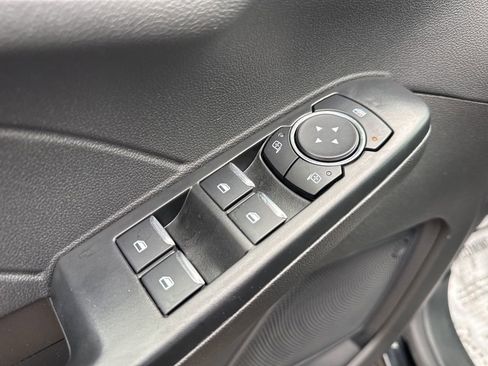 Used 2025 Ford Escape Base w/ Class II Trailer Tow Package image 6