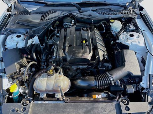 Used 2017 Ford Mustang Premium image 31