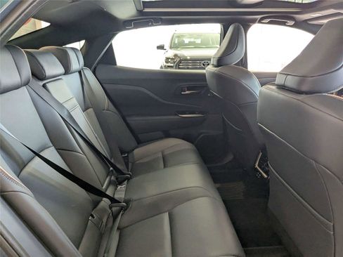 New 2026 Toyota Crown Platinum image 18