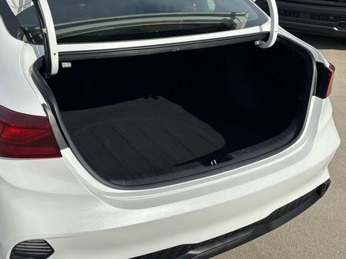 Used 2023 Kia Forte LXS image 21