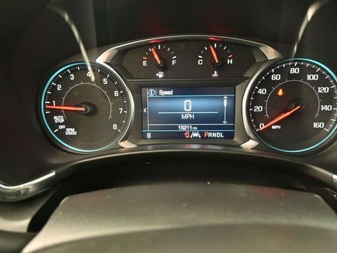 Used 2023 Chevrolet Equinox LT FWD image 25