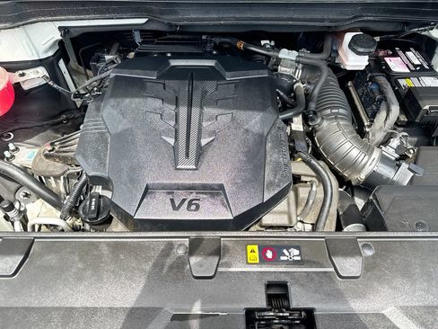 Used 2022 Kia Carnival SX Prestige FWD image 33